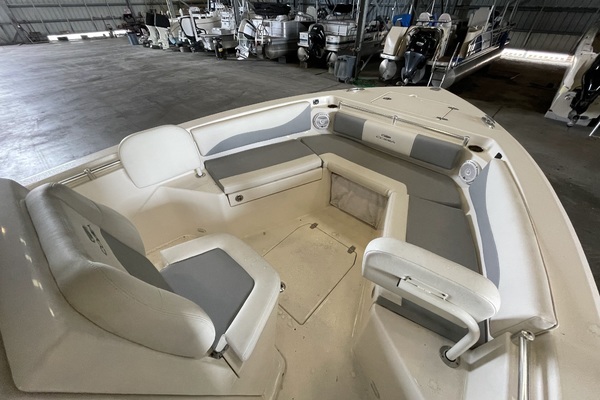 2019 Cobia 240 Center Console