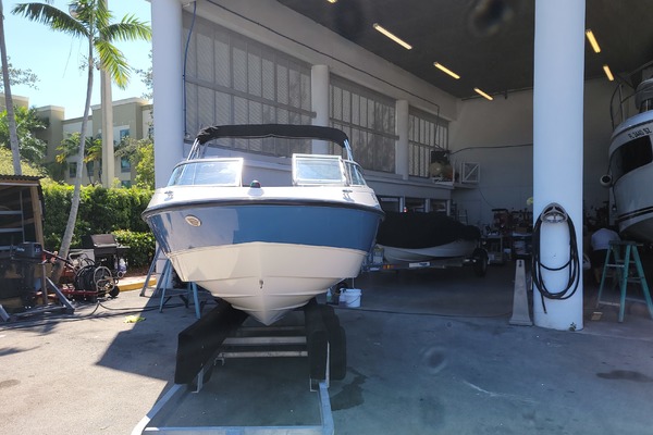 18ft Bayliner Yacht For Sale