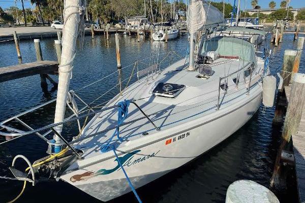 Amara 36ft Catalina Yacht For Sale