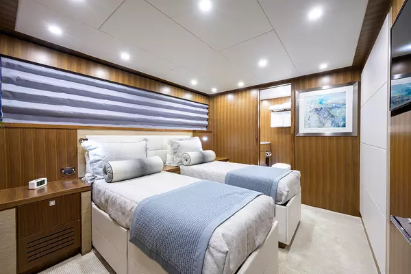 RISK TAKER 105ft Hargrave Yacht For Sale