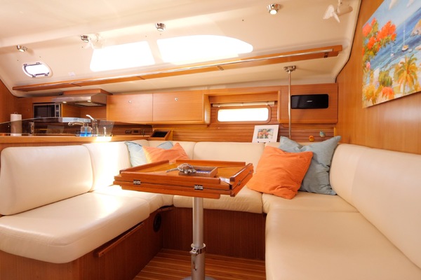 Down Time 44ft Catalina Yacht For Sale