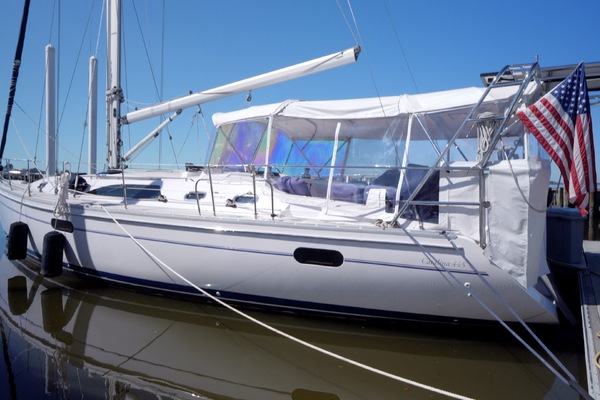 Down Time 44ft Catalina Yacht For Sale