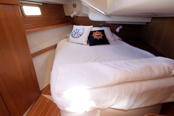 Down Time 44ft Catalina Yacht For Sale