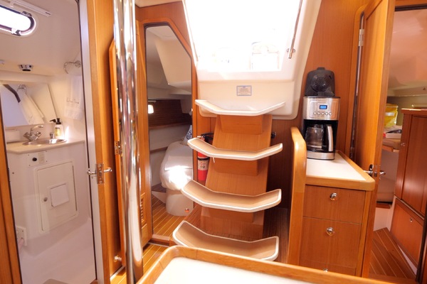 Down Time 44ft Catalina Yacht For Sale