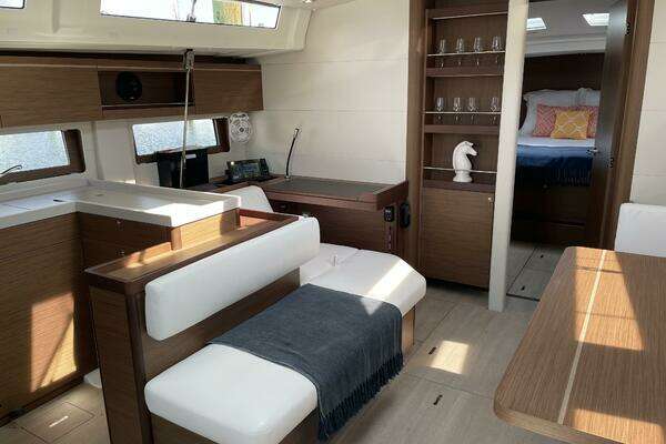 In Stock 51ft Beneteau Yacht For Sale