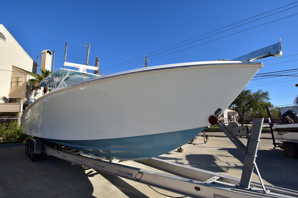 2014 Sea Hunter 40 Center Console Keri Ann