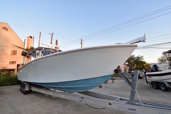 2014 Sea Hunter 40 Center Console Keri Ann