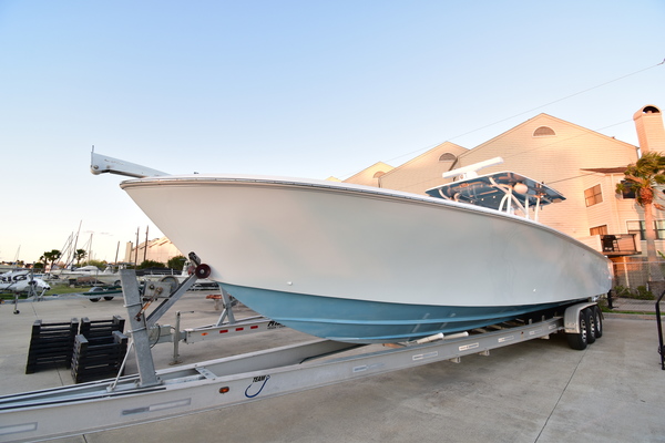 2014 Sea Hunter 40 Center Console Keri Ann