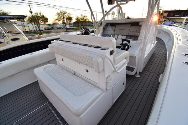 2014 Sea Hunter 40 Center Console Keri Ann