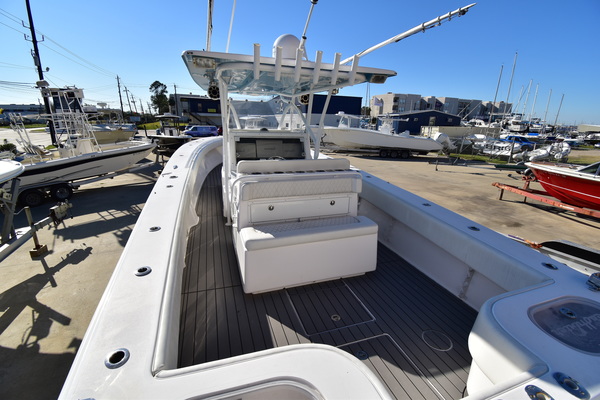 2014 Sea Hunter 40 Center Console Keri Ann