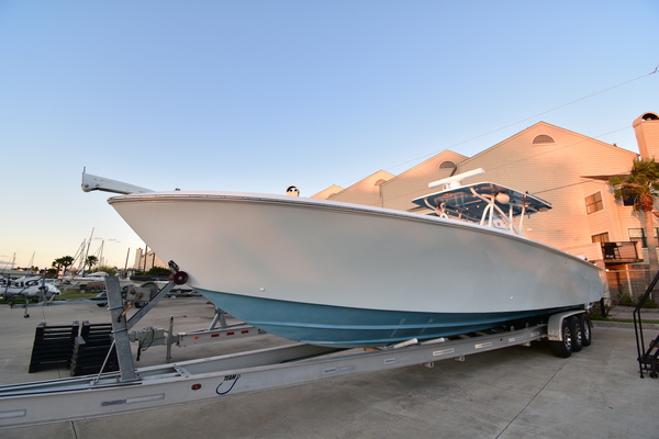 2014 Sea Hunter 40 Center Console Keri Ann