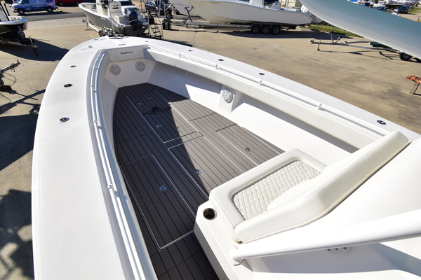 2014 Sea Hunter 40 Center Console Keri Ann