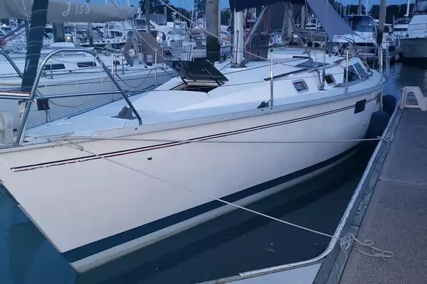 Blue Bayou 36ft Hunter Yacht For Sale