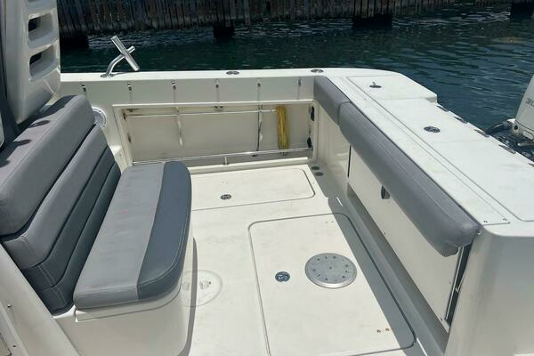 2008 Hydra-Sports 35