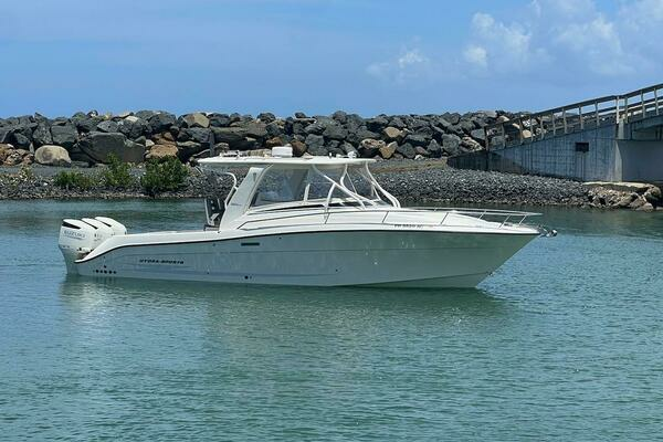 2008 Hydra-Sports 35