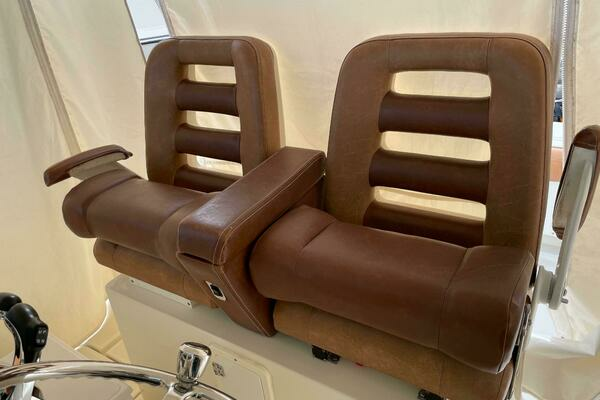 2008 Hydra-Sports 35