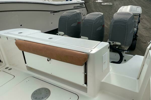 2008 Hydra-Sports 35