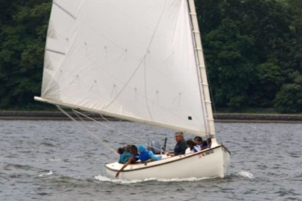 18ft Marshall Yacht For Sale