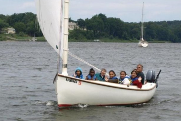 18ft Marshall Yacht For Sale