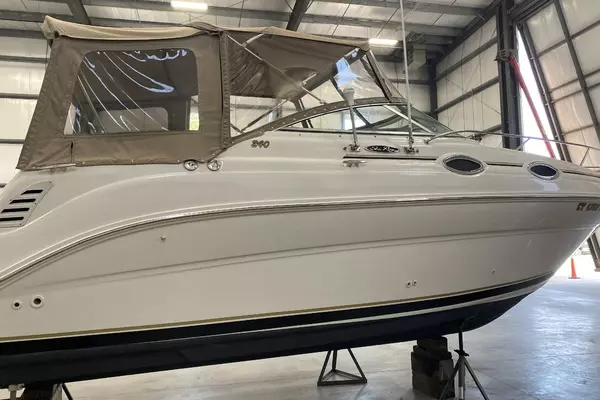 Photo of the 2002 Sea Ray 240 Sundancer "BAMA"