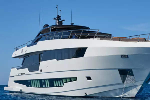 Photo of the 2022 Astondoa 100 Century