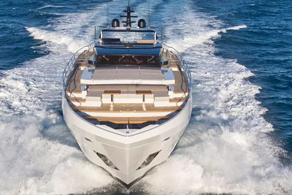 Photo of the 2022 Astondoa 100 Century