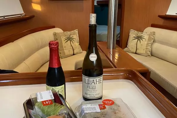 Photo of the 2008 Beneteau 343 "WINE DOWN"