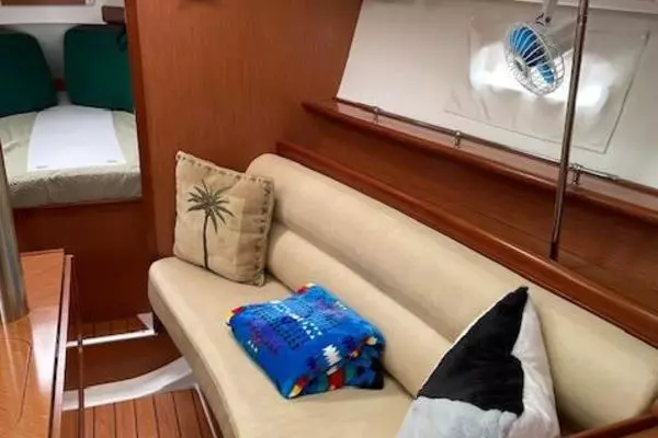 Photo of the 2008 Beneteau 343 "WINE DOWN"