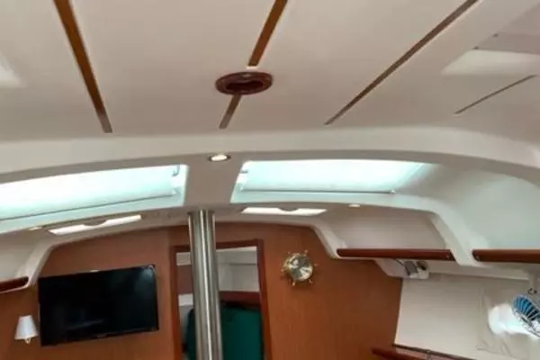 Photo of the 2008 Beneteau 343 "WINE DOWN"