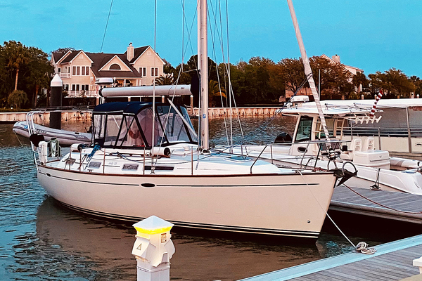 38-ft-Moody-2002-38 CC-NESHAMA-Rock Hall Maryland United States yacht for sale