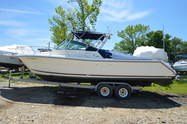 28-ft-Pursuit-2001-2860 Denali-Annapolis Maryland United States yacht for sale