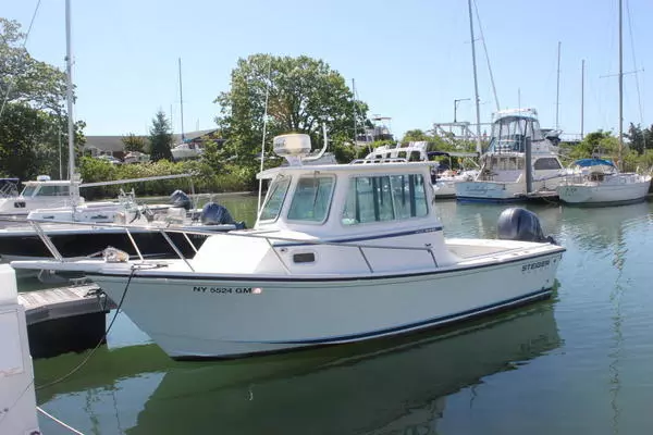 21ft Steiger Craft Yacht For Sale