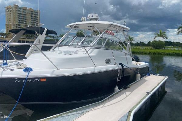 32ft Pro Line Yacht For Sale