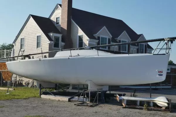 Twins 2  40ft Farr Yacht For Sale