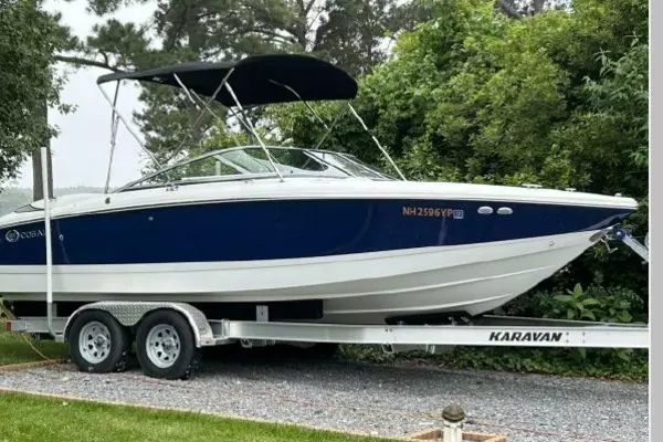22ft Cobalt Yacht For Sale