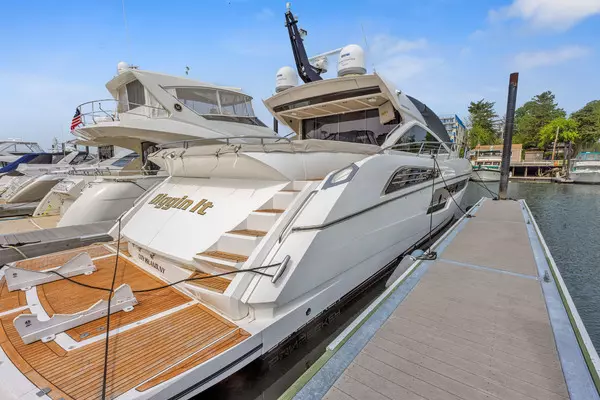 2015 Sunseeker 68