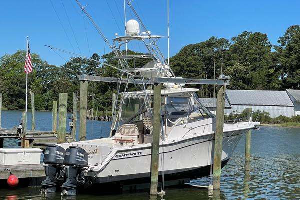 33-ft-Grady-White-2005-33 Express-Gloucester Virginia United States yacht for sale