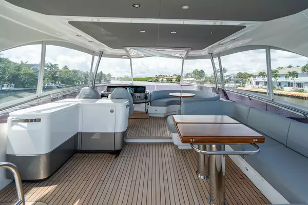 2018 Princess 62