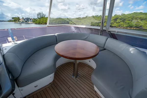 2018 Princess 62