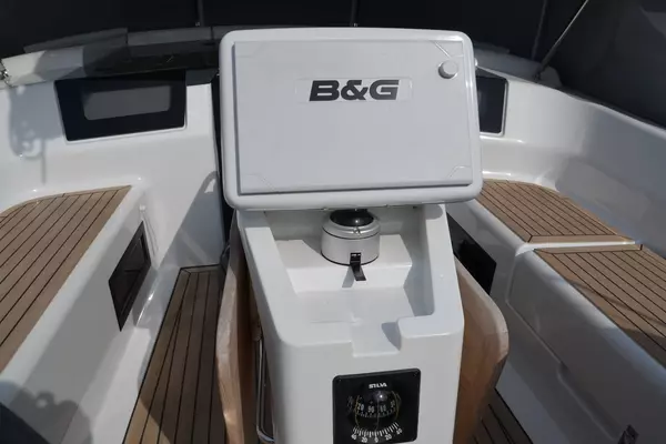 Hanse 388 Yacht For Sale