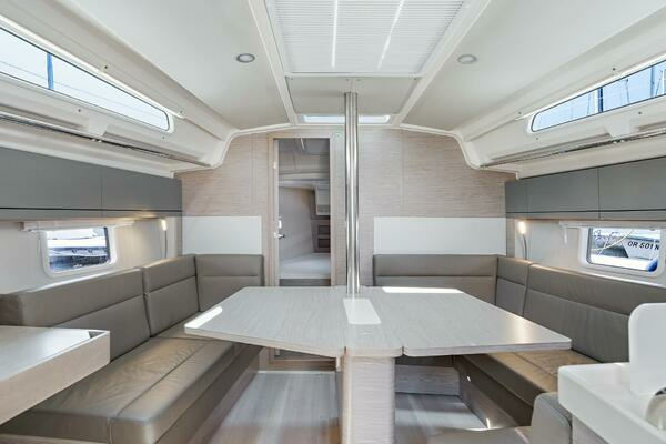 Hanse 388 Yacht For Sale