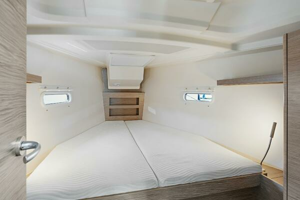 Hanse 388 Yacht For Sale