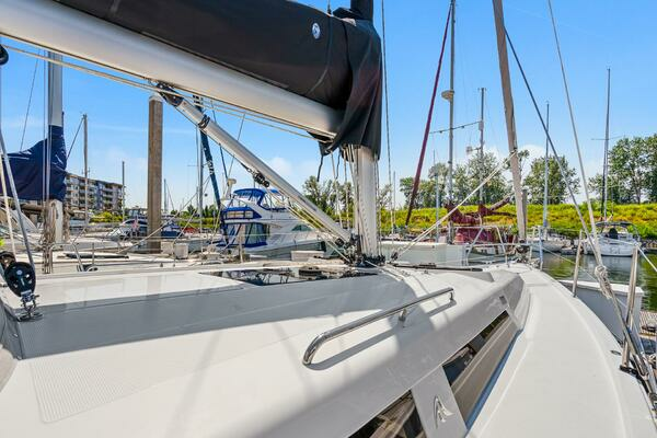 Hanse 388 Yacht For Sale