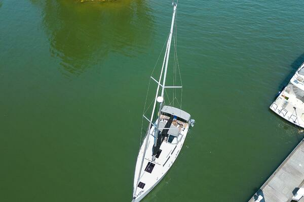 Hanse 388 Yacht For Sale