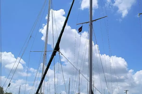 Photo of the 1975 Coronado 45 "sunshine too"