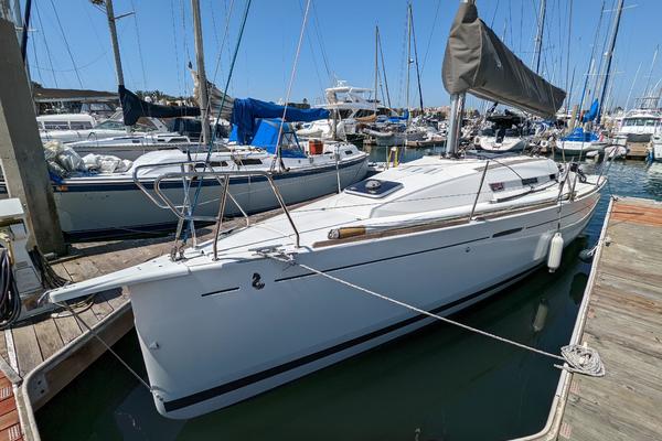 30-ft-Beneteau-2015-First-Longitude-Marina del Rey California United States yacht for sale