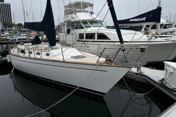 44 ft Morgan 1988 44 Center Cockpit Affinity Marina Del Rey California United States $89500 44 ft Morgan 1988 44 Center Cockpit Affinity Marina Del Rey California United States $89500