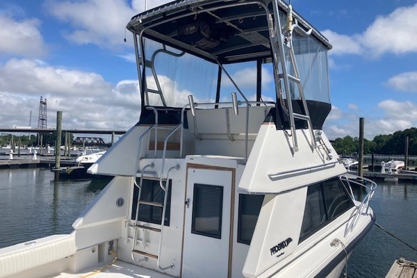 Shared Pleasure II 29ft Phoenix Yacht For Sale