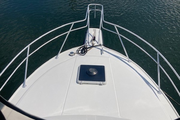 Shared Pleasure II 29ft Phoenix Yacht For Sale