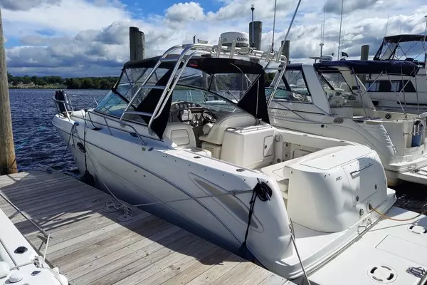 29ft Sea Ray Yacht For Sale